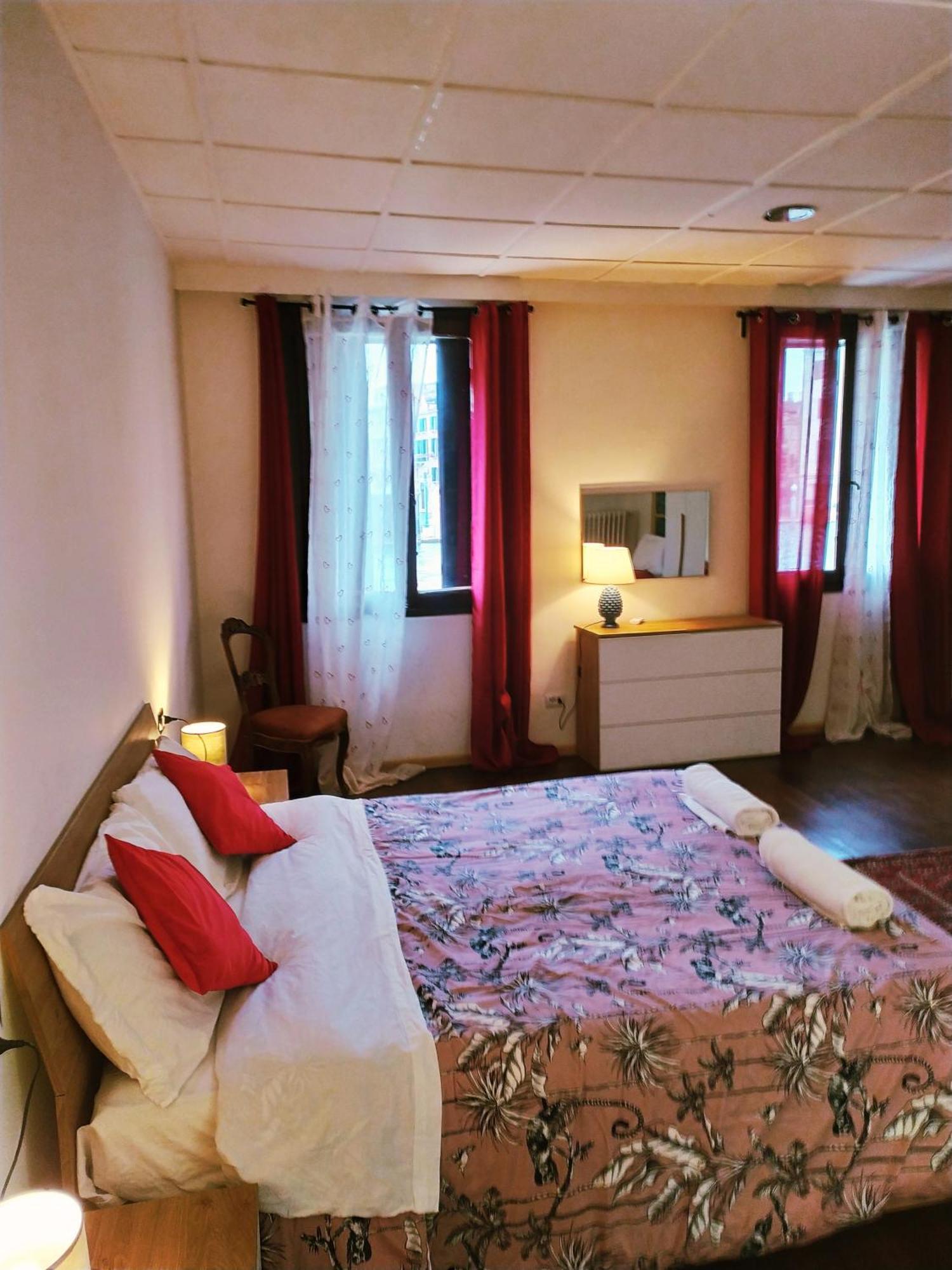Zen Accommodation Grand Canal Venezia Esterno foto